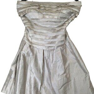 Donna Morgan size 6 Silk Beige Shinny Teared Top Strapless Corset Pockets Dress
